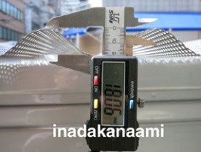 ウェ−ブ(波板)加工パンチングメタル 高さ ウェ−ブ(波板)加工パンチングメタル 高さ